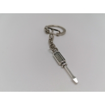 Ezüst kulcskarikára fűzött kulcstartó ezüstszínű csavarhúzós  medállal.