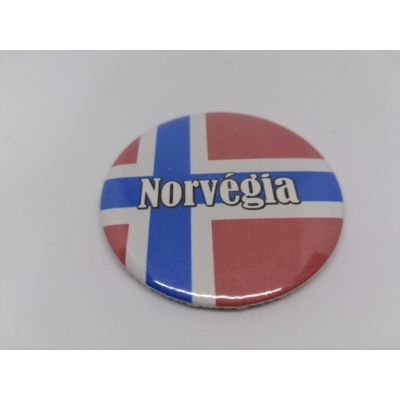 Köralakú hűtőmágnes zászlóval, fehér Norvégia felirattal.