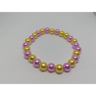 8 mm-es, rózsaszín-sárga, gömbalakú gyöngyökből fűzött karkötő. színű 0 medállal.